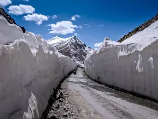 AMAZING LADAKH TOUR